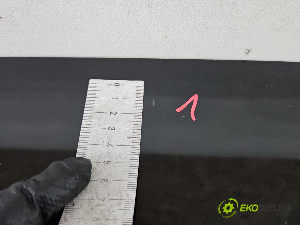 Toyota Corolla Verso I 2001-2004 2.0 d4d 90 hp manual 66 kW 1995 cm3 5- zadní kufrové dveře  (Zadní kapota (kufr))