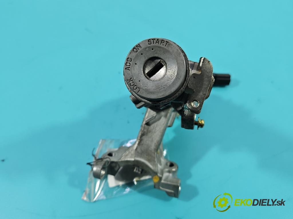 Toyota Starlet 1.3 16v 75 HP manual 55 kW 1332 cm3 3- Spínačka (Spínacia skrinka)