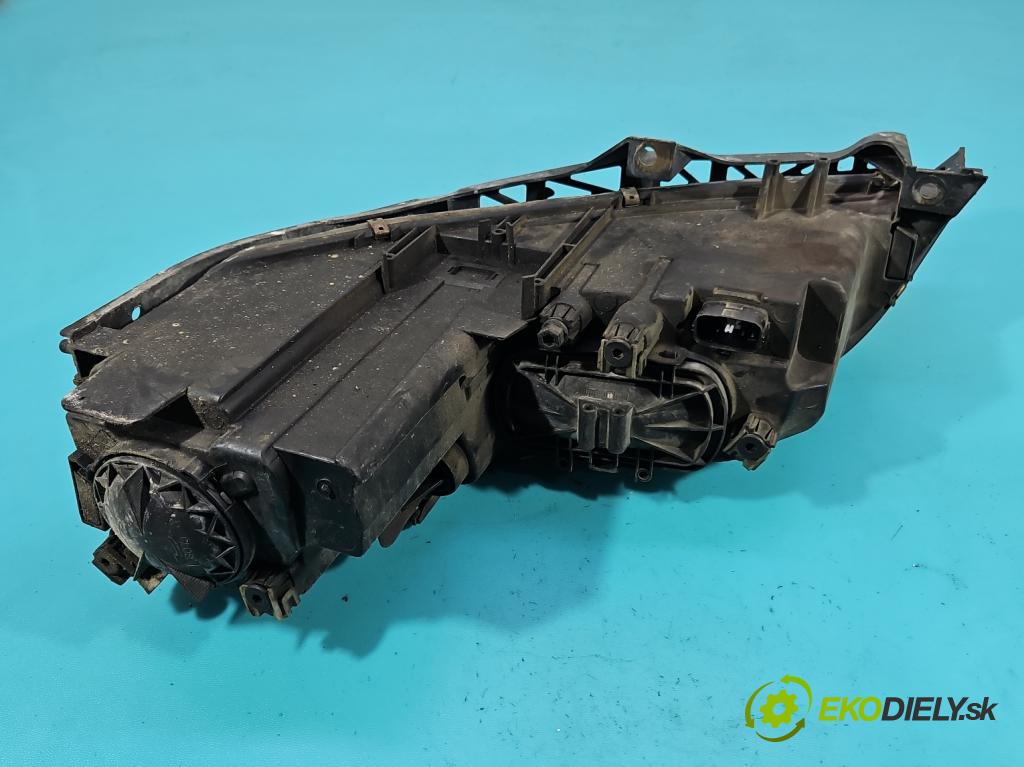 Mazda 6 I GG 2002-2007 2.0 citd 136 HP manual 100 kW 1998 cm3 5- Reflektor: pravý 014002473R (Svetlo predné pravé)