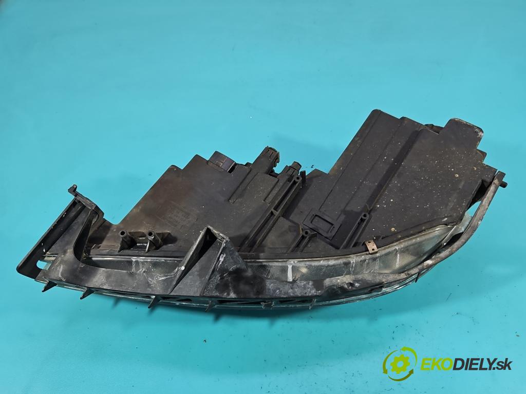 Mazda 6 I GG 2002-2007 2.0 citd 136 HP manual 100 kW 1998 cm3 5- Reflektor: pravý 014002473R (Svetlo predné pravé)