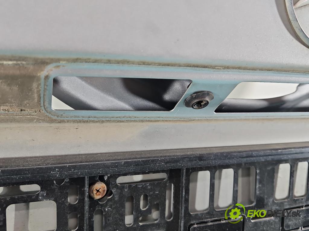 Mercedes A W169 2004-2012 1.5b: 95 hp manual 70 kW 1498 cm3 3- zadní kufrové dveře  (Zadní kapota (kufr))