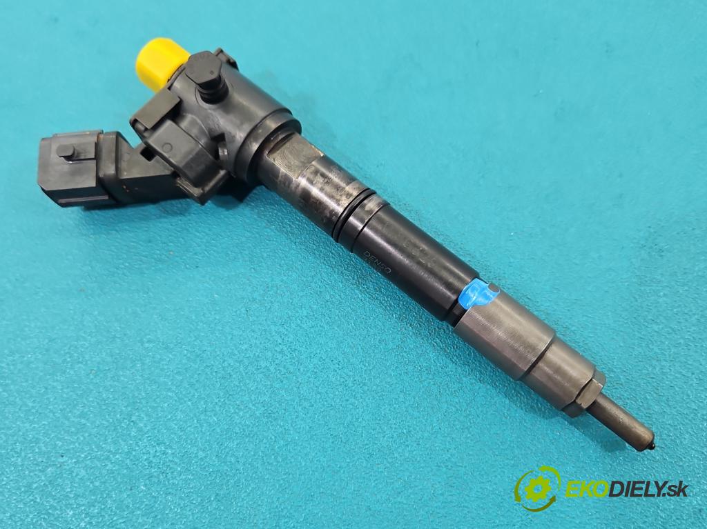 Volvo V40 II 2012-2019 2.0 D4 190 HP manual 140 kW 1969 cm3 5- vstrek 31405404 (Vstrekovač paliva)