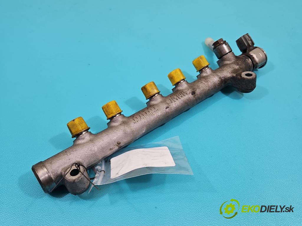 Volvo V40 II 2012-2019 2.0 D4 190 HP manual 140 kW 1969 cm3 5- lišta vstrekovacia 31303612 (Vstrekovacia lišta)