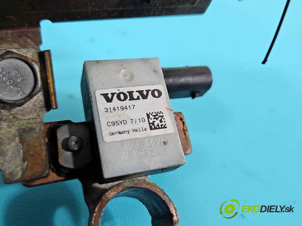 Volvo V40 II 2012-2019 2.0 D4 190 hp manual 140 kW 1969 cm3 5- kontakt mínus: 31419417