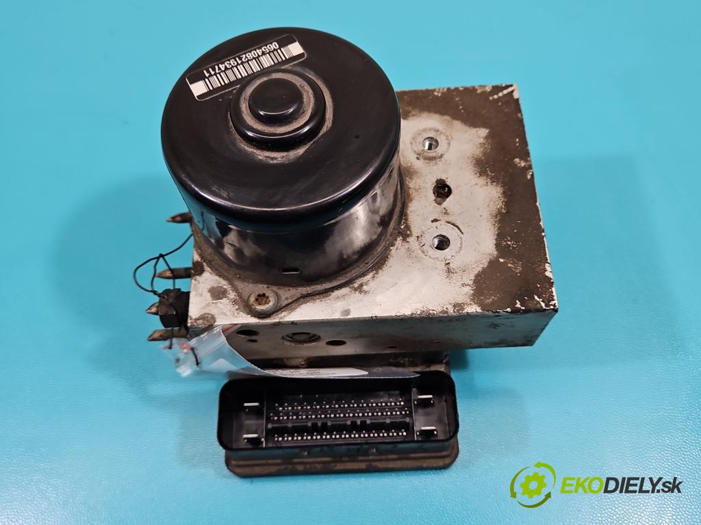 Volvo V70 II 1999-2007 2.4 20v 140 HP manual 103 kW 2435 cm3 5- čerpadlo abs P08671225 (Pumpa ABS)