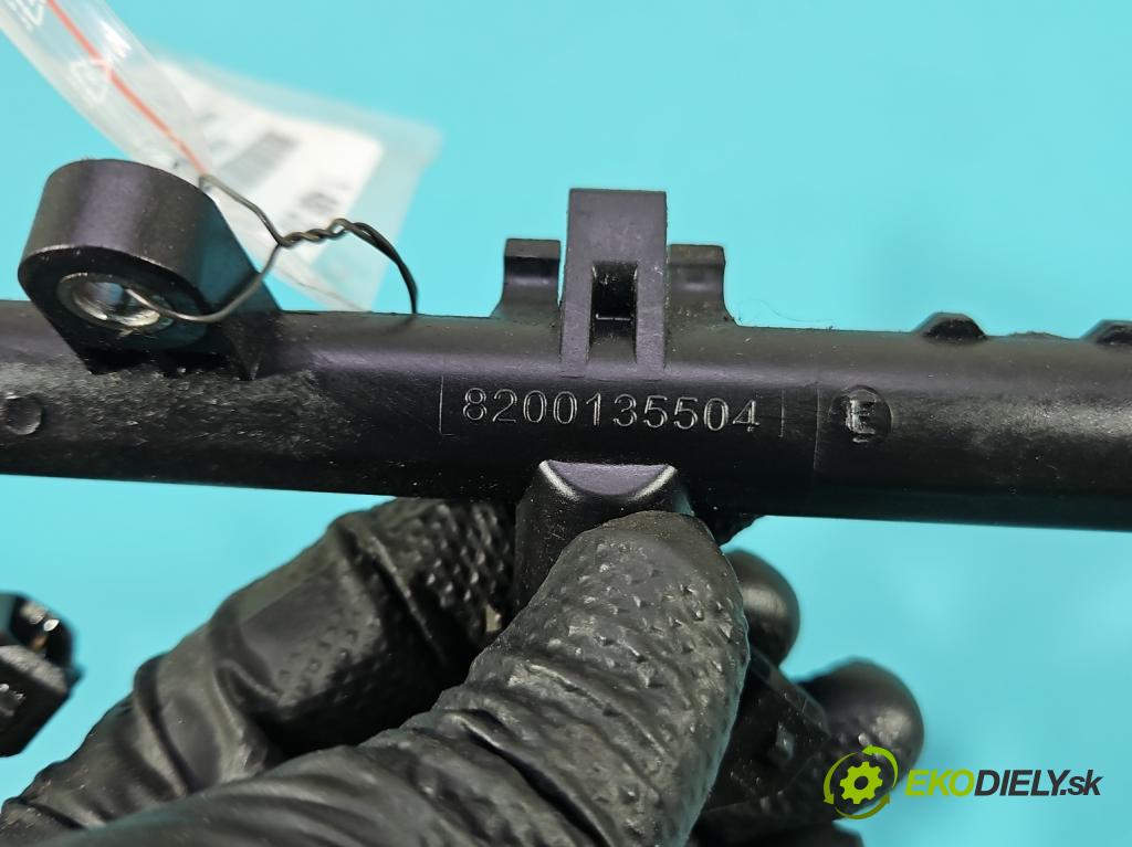 Renault Megane II 2003-2008 1.6 16v 113 HP automatic 83 kW 1598 cm3 5- vstrek H132259 (Vstrekovač paliva)