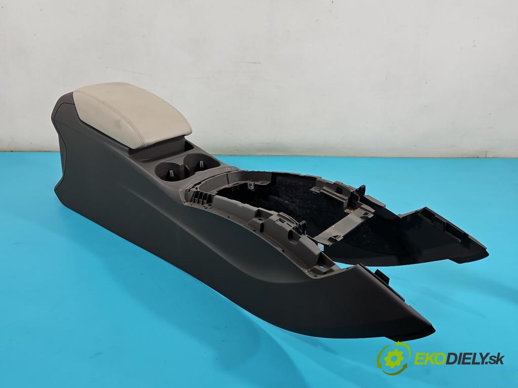 Audi Q5 2008-2016 2.0 tfsi: 220KM automatic 162 kW 1984 cm3 5- operadlo 8R0864981 (Lakťová opierka)