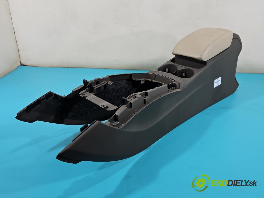 Audi Q5 2008-2016 2.0 tfsi: 220KM automatic 162 kW 1984 cm3 5- operadlo 8R0864981 (Lakťová opierka)