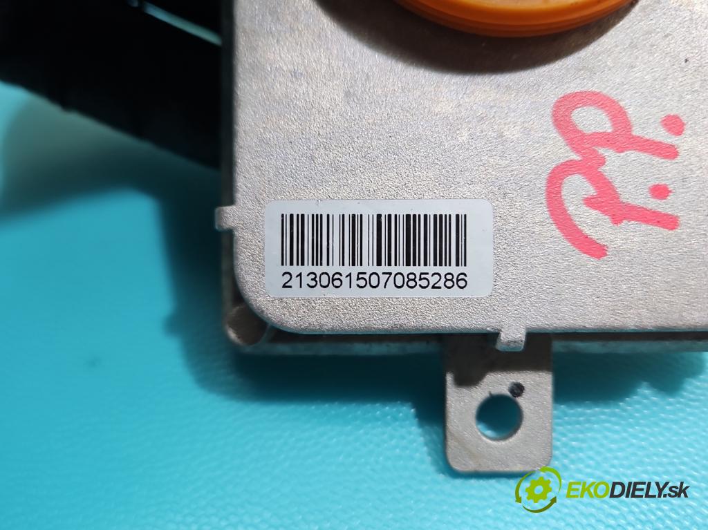 Audi Q5 2008-2016 2.0 tfsi: 220KM automatic 162 kW 1984 cm3 5- střídač: xenon 8K0941597B (Riadiaca jednotka xenónu)