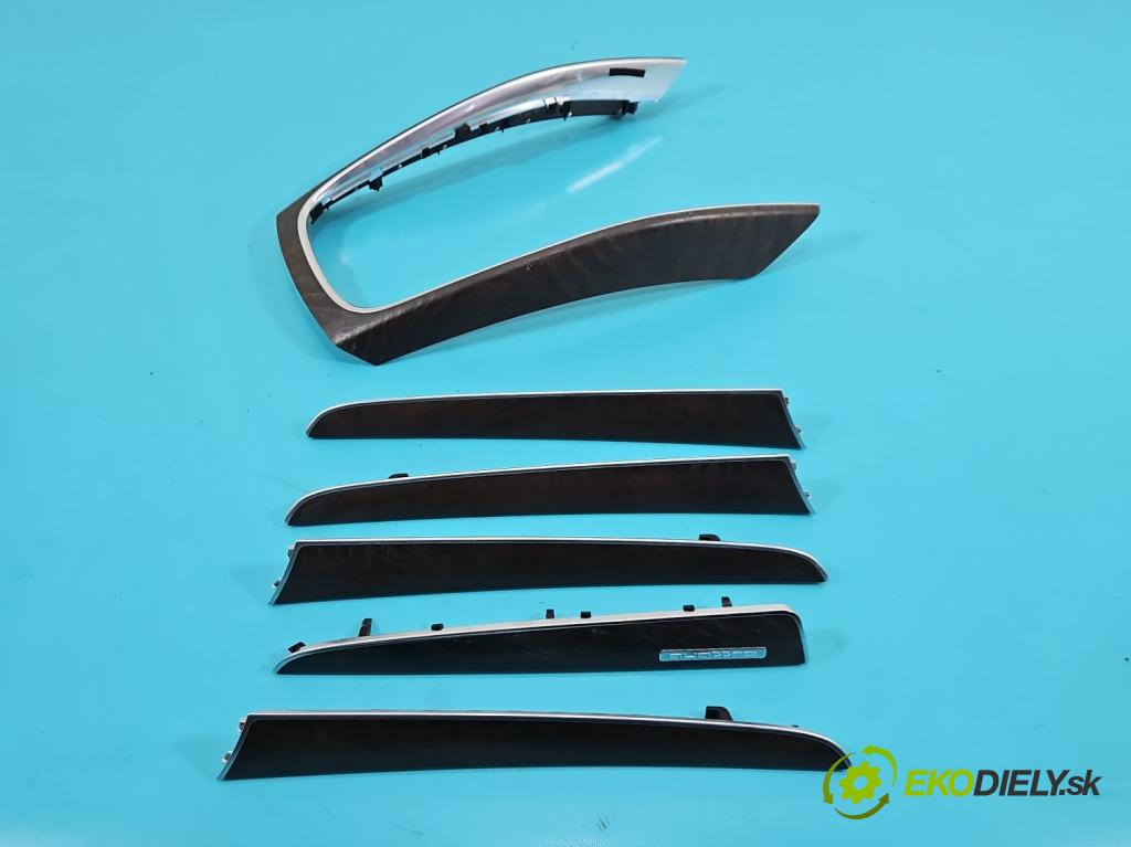 Audi Q5 2008-2016 2.0 tfsi: 220KM automatic 162 kW 1984 cm3 5- lišta ozdobná interiéry: 8R0863305C