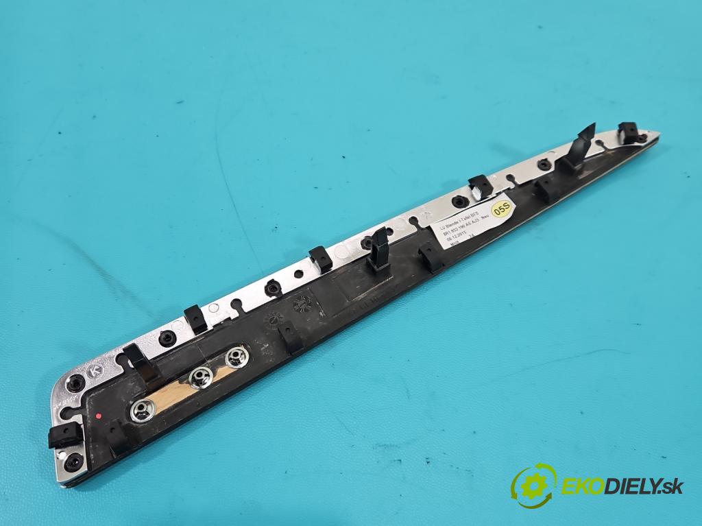 Audi Q5 2008-2016 2.0 tfsi: 220KM automatic 162 kW 1984 cm3 5- lišta ozdobná interiéry: 8R0863305C