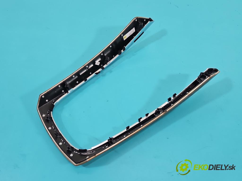 Audi Q5 2008-2016 2.0 tfsi: 220KM automatic 162 kW 1984 cm3 5- lišta ozdobná interiéry: 8R0863305C