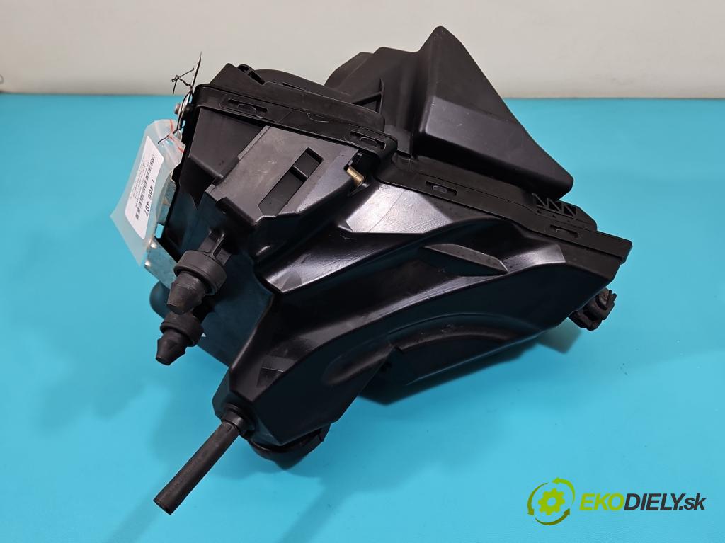 Audi Q5 2008-2016 2.0 tfsi: 220KM automatic 162 kW 1984 cm3 5- obal filtra vzduchu 8K0133837BJ (Obal vzduchového filtra)