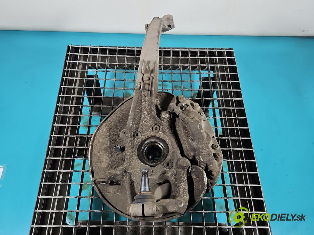 Audi Q5 2008-2016 2.0 tfsi: 220KM automatic 162 kW 1984 cm3 5- náboj pravé  (Náboj kola)