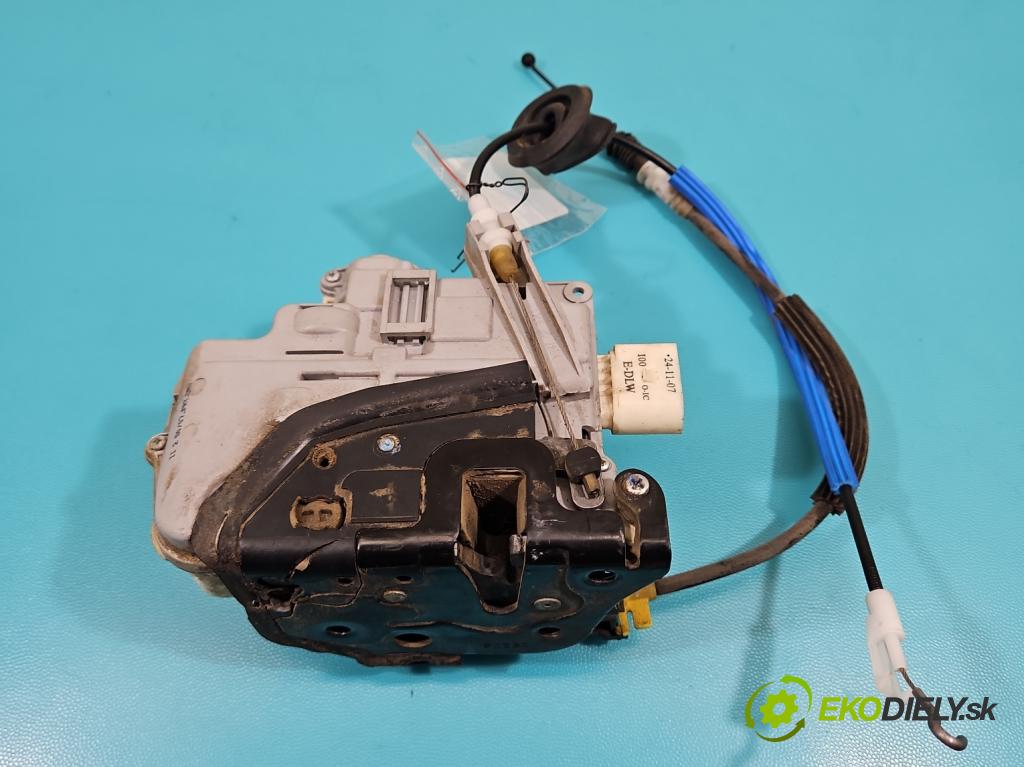 Audi A4 B8 2007-2015 2.7 tdi 190 hp automatic 140 kW 2698 cm3 4- zámek přední levý 8J1837015A
