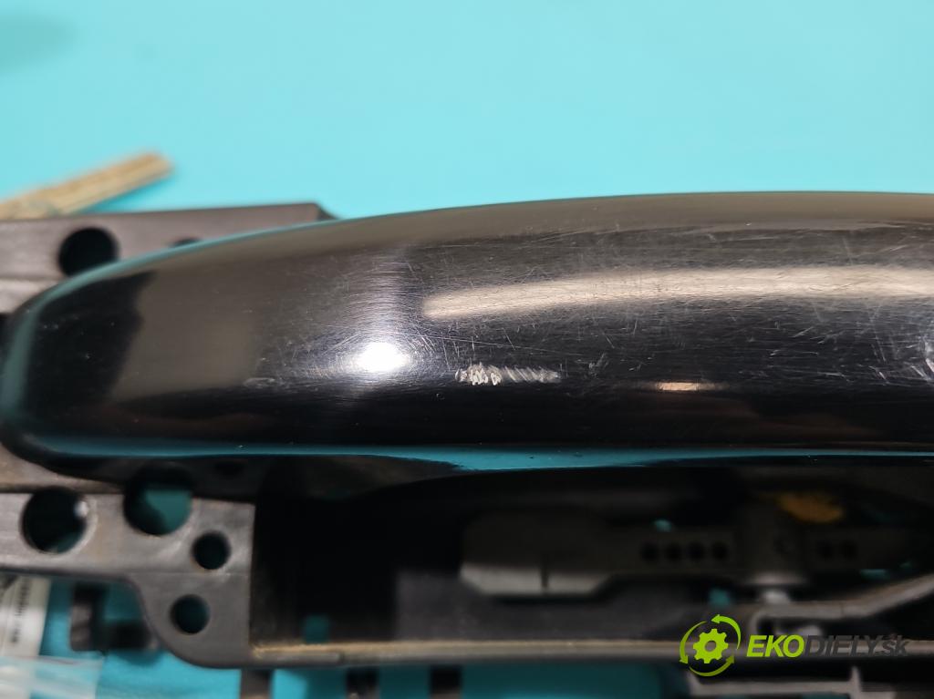 Audi A4 B8 2007-2015 2.7 tdi 190 HP automatic 140 kW 2698 cm3 4- rukoväť predné ľavé mimo:  (Kľučka dverí vonkajšia predná ľavá)