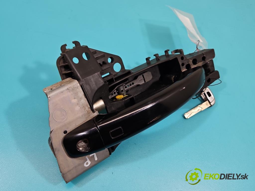 Audi A4 B8 2007-2015 2.7 tdi 190 HP automatic 140 kW 2698 cm3 4- rukoväť predné ľavé mimo:  (Kľučka dverí vonkajšia predná ľavá)