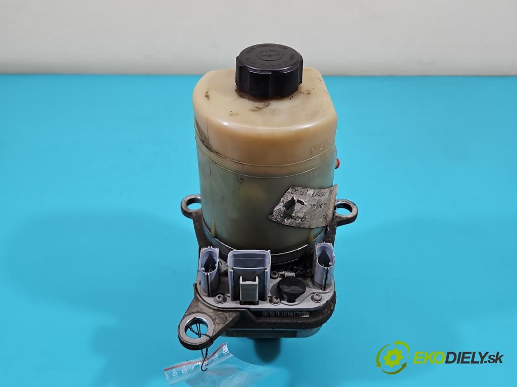 Ford Kuga Mk1 2008-2013 2.0 tdci 136 HP manual 100 kW 1997 cm3 5- čerpadlo posilovač 4M513K514CC (Servočerpadlo)