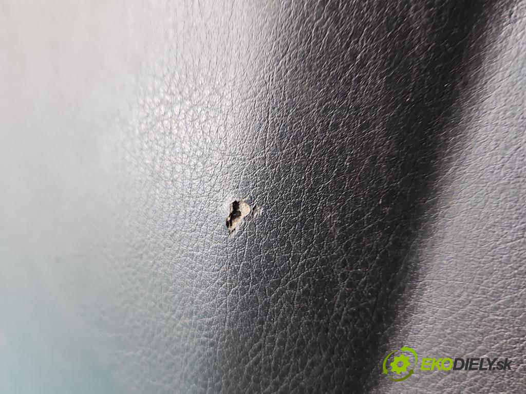 Audi A4 B8 2007-2015 2.7 tdi 190 HP automatic 140 kW 2698 cm3 4- Sedačka ľavý  (Sedadlo)