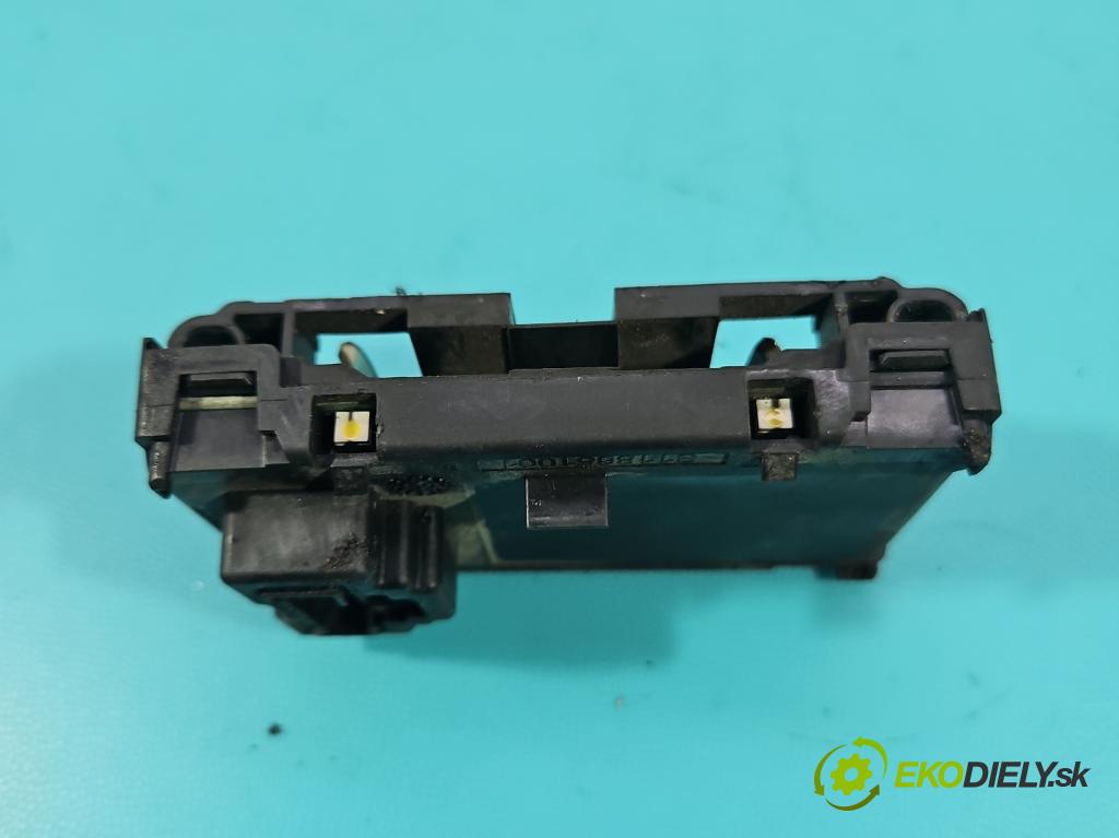 Renault Megane II 2003-2008 1.5 dci 106 HP manual 78 kW 1461 cm3 5- Čitateľ: kárt S118651001