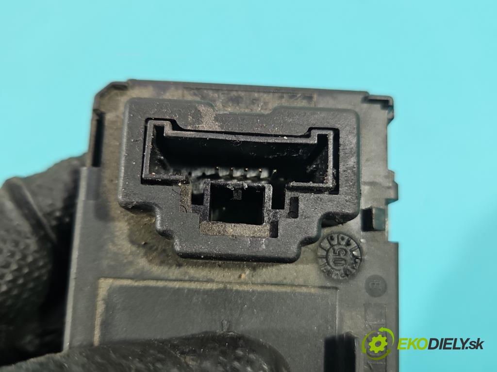 Renault Megane II 2003-2008 1.5 dci 106 HP manual 78 kW 1461 cm3 5- Čitateľ: kárt S118651001