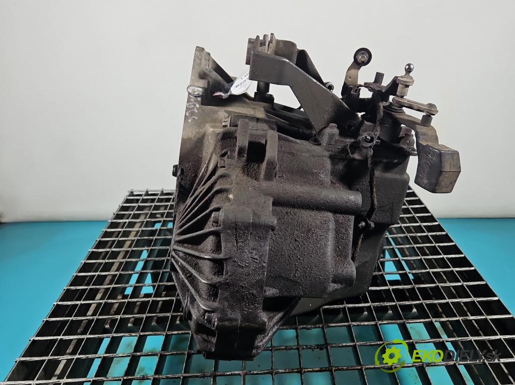 Mercedes A W169 2004-2012 1.5b: 95 HP manual 70 kW 1498 cm3 3- prevodovka stupeň,rýchlosť manual 716520