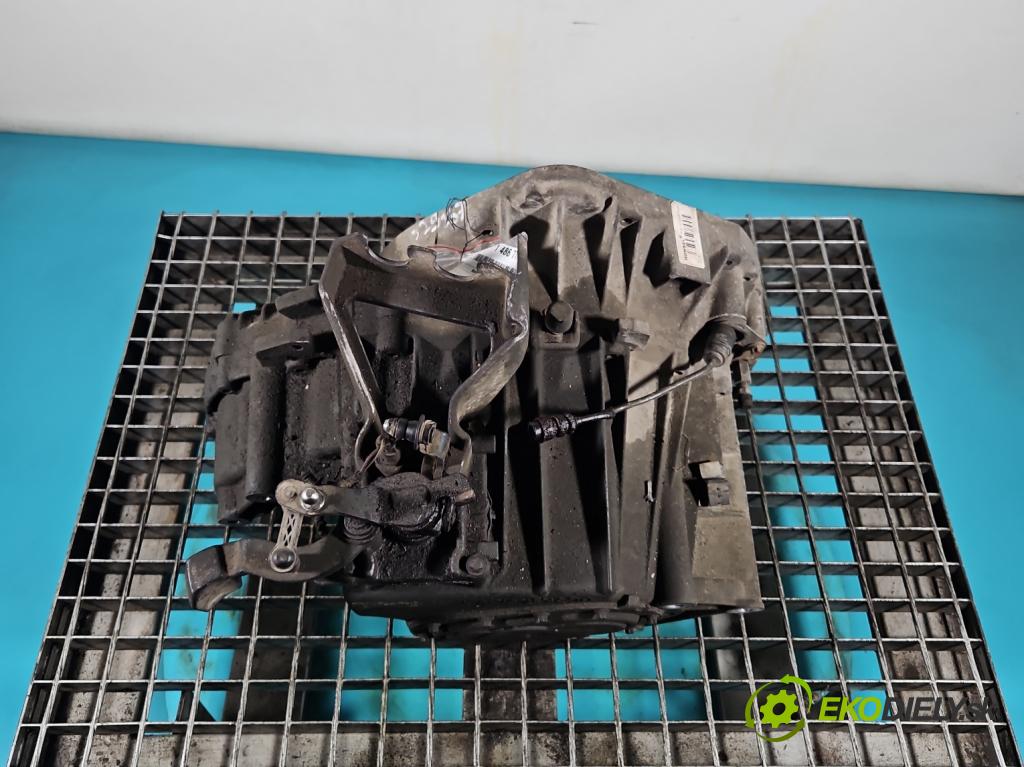 Mercedes A W169 2004-2012 1.5b: 95 HP manual 70 kW 1498 cm3 3- prevodovka stupeň,rýchlosť manual 716520