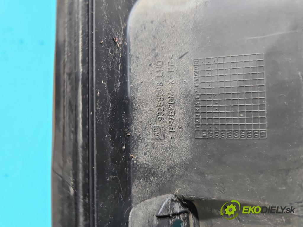 Opel Meriva A 2002-2010 1.6 16v 101 hp manual 74 kW 1598 cm3 5- torpédo  (Plast pod čelním sklem)