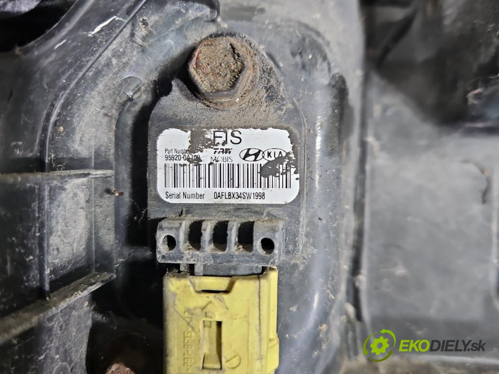 Kia Ceed I 2006-2012 2.0 CRDI 140 hp manual 103 kW 1991 cm3 5- stěna přední 64101-1H300 (Přední výztuha)