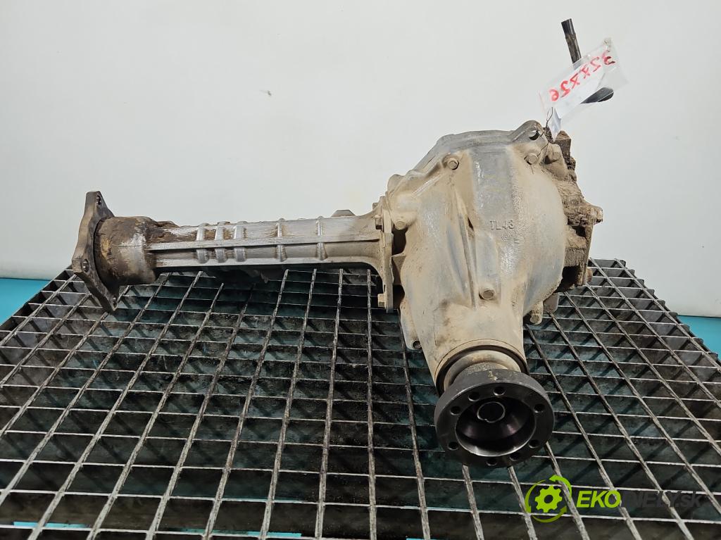 Suzuki Grand Vitara II 2005-2014 2.4 16V 169KM manual 124 kW 2393 cm3 5- Most: predný TL43