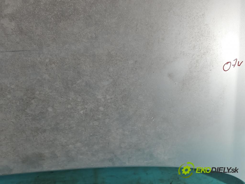 Kia Ceed I 2006-2012 2.0 CRDI 140 HP manual 103 kW 1991 cm3 5- kapota predná