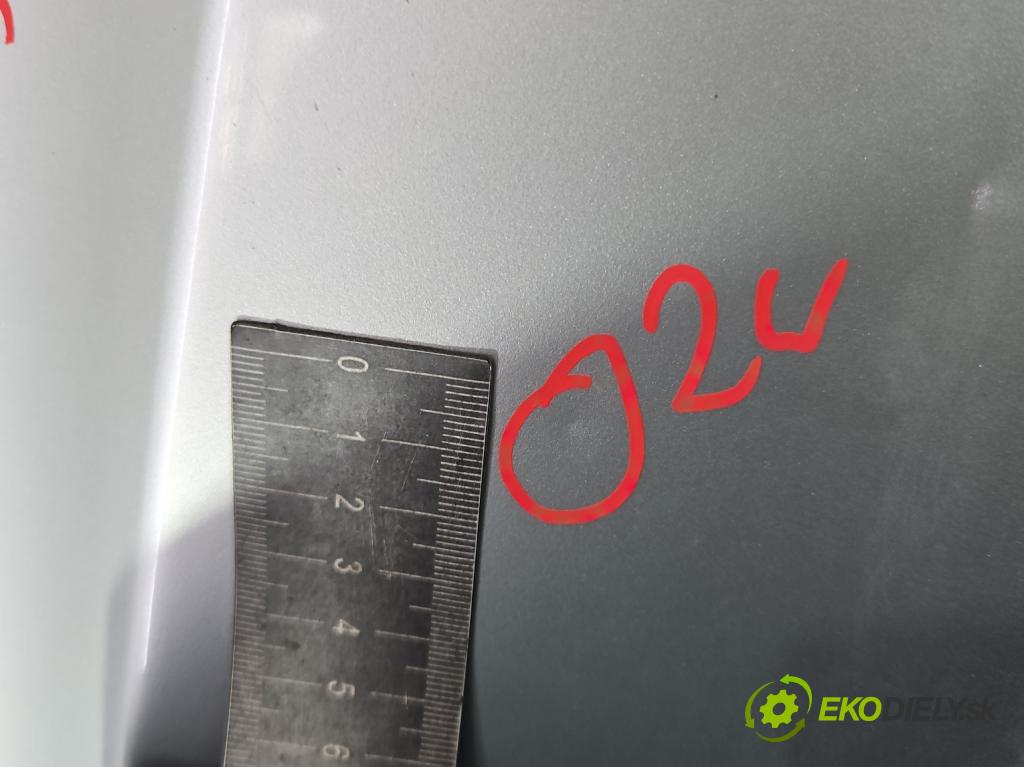 Kia Ceed I 2006-2012 2.0 CRDI 140 HP manual 103 kW 1991 cm3 5- kapota predná