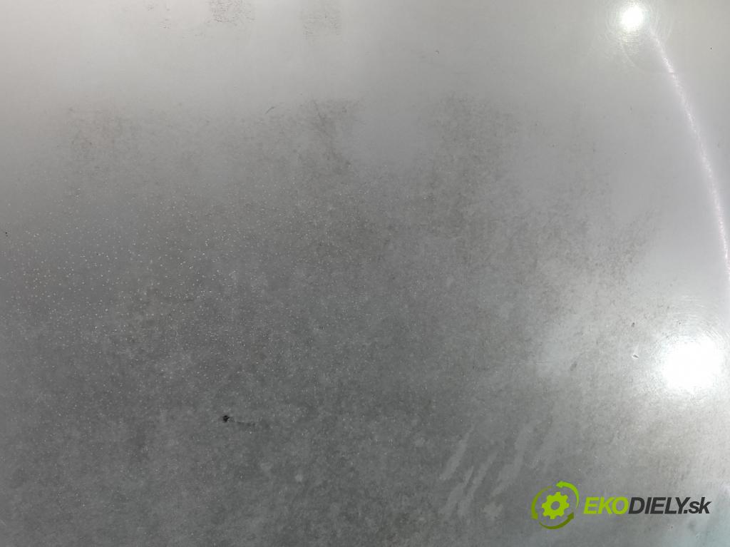 Kia Ceed I 2006-2012 2.0 CRDI 140 HP manual 103 kW 1991 cm3 5- kapota predná