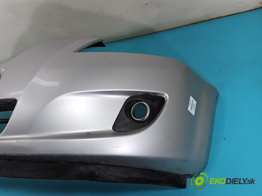 Kia Ceed I 2006-2012 2.0 CRDI 140 hp manual 103 kW 1991 cm3 5- nárazník přední  (Klika dveří ostatní)