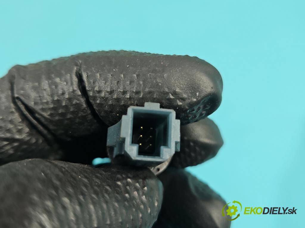 Lexus RX II 2003-2008 3.3 v6 211KM automatic 155 kW 3331 cm3 5- snímač stmievania 89121-50020