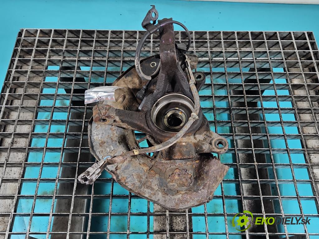 Lexus RX II 2003-2008 3.3 v6 211KM automatic 155 kW 3331 cm3 5- náboj levé  (Náboj kola)