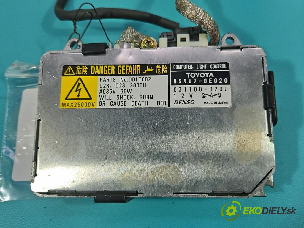 Lexus RX II 2003-2008 3.3 v6 211KM automatic 155 kW 3331 cm3 5- střídač: xenon 85967-0E020 (Riadiaca jednotka xenónu)