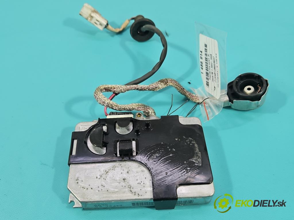 Lexus RX II 2003-2008 3.3 v6 211KM automatic 155 kW 3331 cm3 5- střídač: xenon 85967-0E020 (Riadiaca jednotka xenónu)