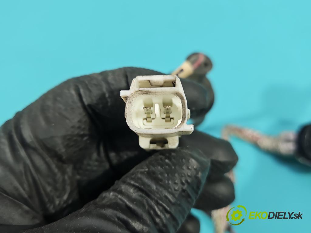 Lexus RX II 2003-2008 3.3 v6 211KM automatic 155 kW 3331 cm3 5- střídač: xenon 85967-0E020 (Riadiaca jednotka xenónu)