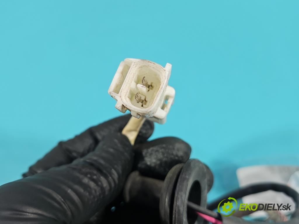 Lexus RX II 2003-2008 3.3 v6 211KM automatic 155 kW 3331 cm3 5- střídač: xenon 85967-0E020 (Riadiaca jednotka xenónu)