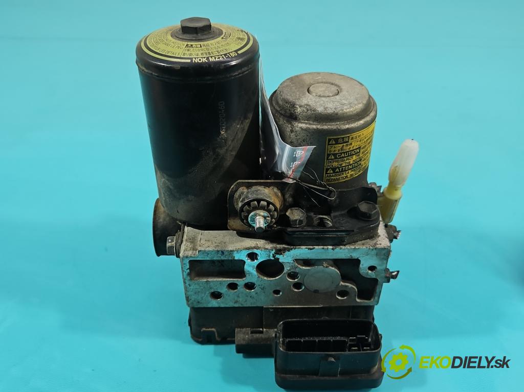 Lexus RX II 2003-2008 3.3 v6 211KM automatic 155 kW 3331 cm3 5- čerpadlo abs 44510-48060 (Pumpa ABS)