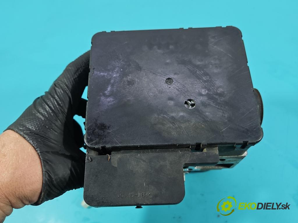 Lexus RX II 2003-2008 3.3 v6 211KM automatic 155 kW 3331 cm3 5- čerpadlo abs 44510-48060 (Pumpa ABS)