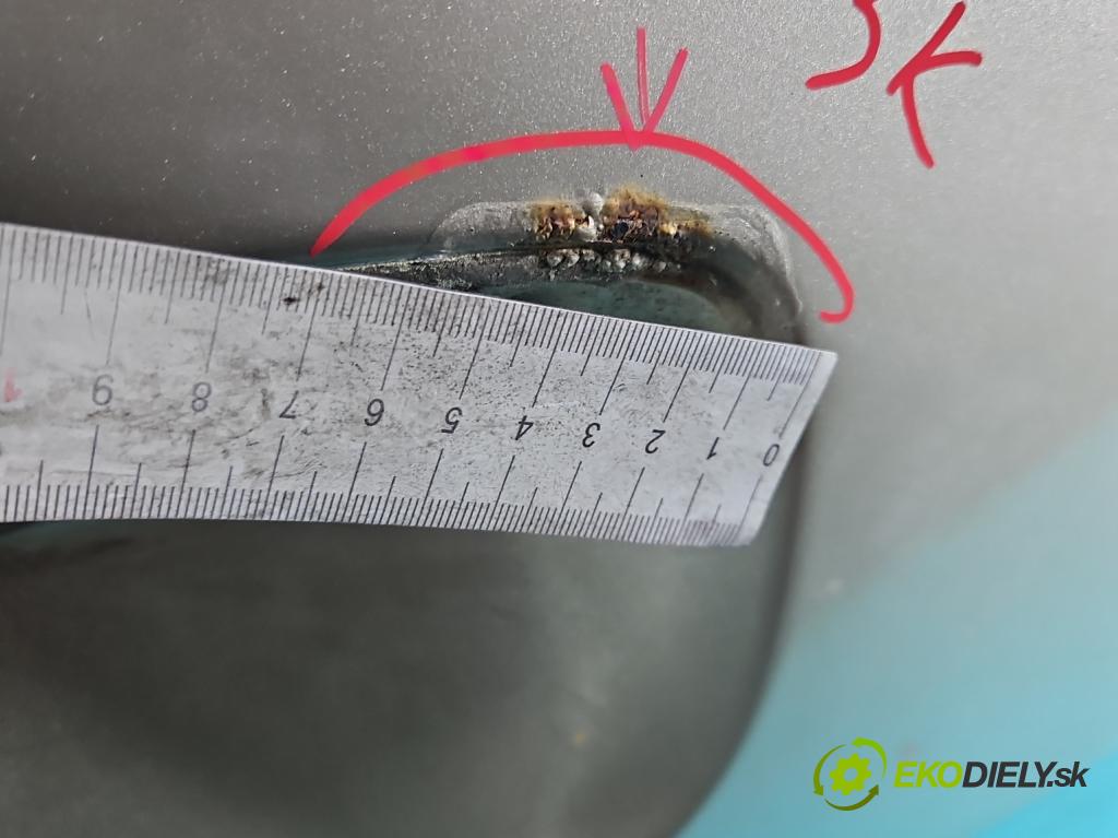 Lexus RX II 2003-2008 3.3 v6 211KM automatic 155 kW 3331 cm3 5- zadní kufrové dveře  (Zadní kapota (kufr))