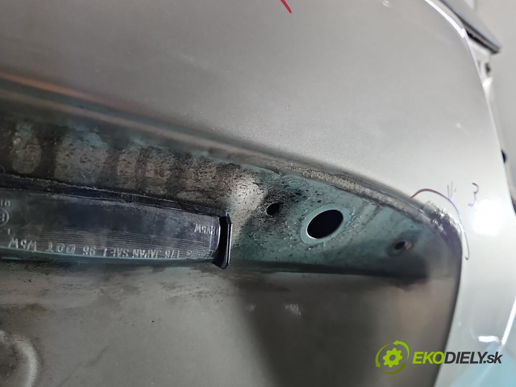 Lexus RX II 2003-2008 3.3 v6 211KM automatic 155 kW 3331 cm3 5- zadní kufrové dveře  (Zadní kapota (kufr))