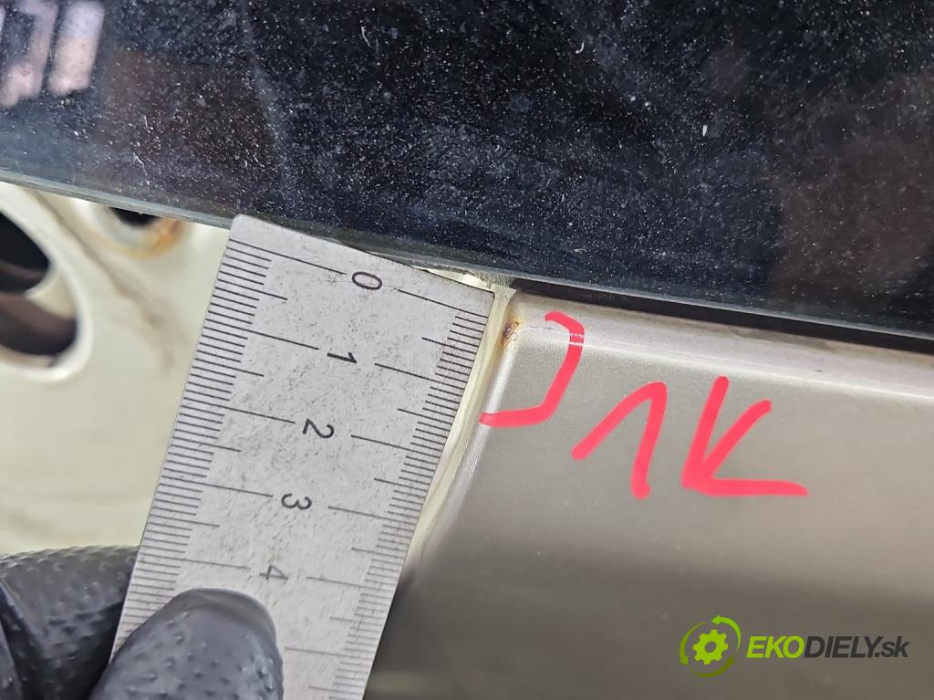 Lexus RX II 2003-2008 3.3 v6 211KM automatic 155 kW 3331 cm3 5- zadní kufrové dveře  (Zadní kapota (kufr))