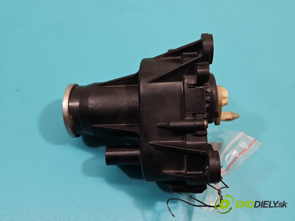 Volvo V40 II 2012-2019 2.0 D4 190 HP manual 140 kW 1969 cm3 5- Ovladač: klapky: kolektor 31293737 (Motorček ostatné)