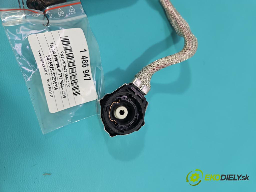 Toyota Avensis III T27 2009-2018 2.0 16v 152KM manual 112 kW 1987 cm3 5- střídač: xenon 85967-51050 (Riadiaca jednotka xenónu)