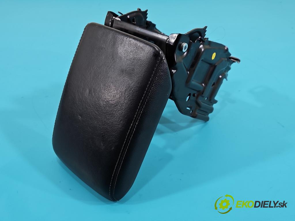 Audi A4 B8 2007-2015 2.7 tdi 190 HP automatic 140 kW 2698 cm3 4- operadlo 8K0864283 (Lakťová opierka)