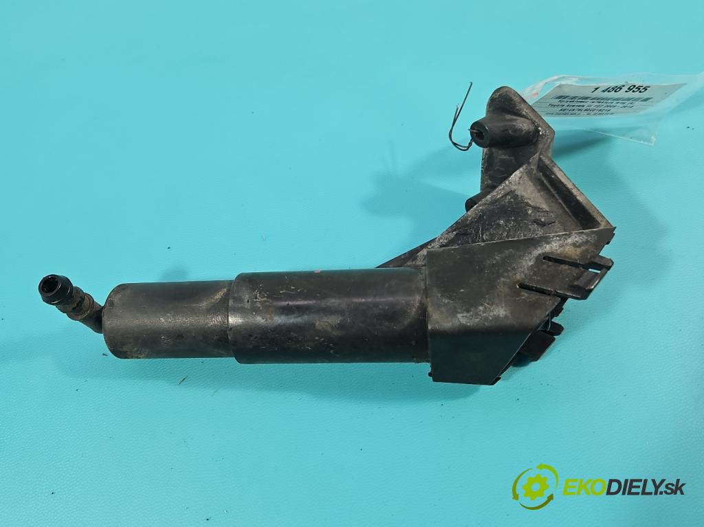 Toyota Avensis III T27 2009-2018 2.0 16v 152KM manual 112 kW 1987 cm3 5- ostrekovač reflektor: ľavý 85208-05030 (Motorček ostrekovačov)