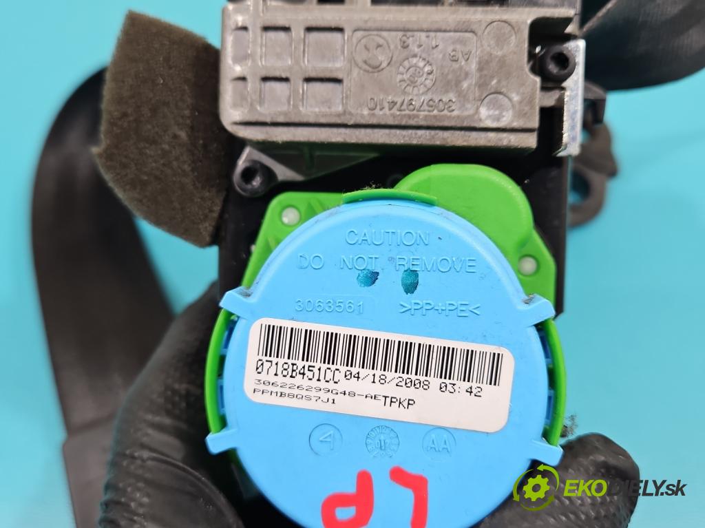 Audi A4 B8 2007-2015 2.7 tdi 190 HP automatic 140 kW 2698 cm3 4- pas bezpečnosť: predné ľavý 8K1857705J